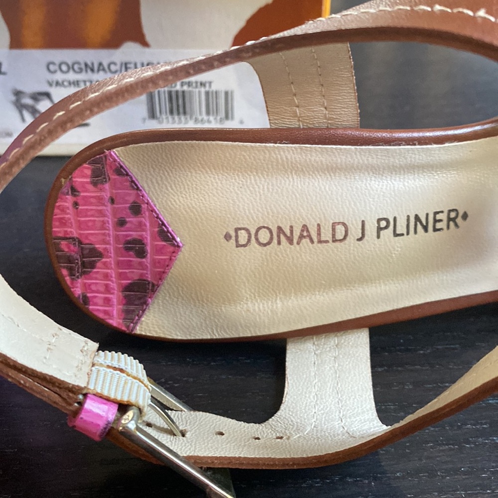 Donald J Pliner size 8.5 heels - Picture 7 of 9